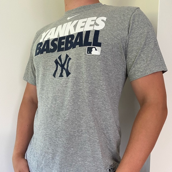 Yankees baseball shirt by Nike - Picture 3 of 4
